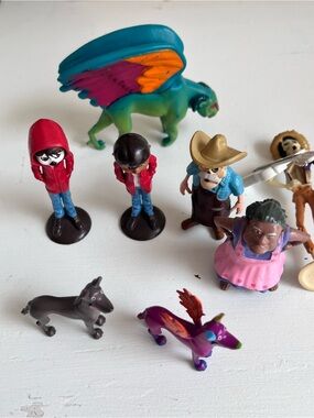 Disney Pixar Coco lot figurines Pepita, Hector, Dante, Miguel, Abuelita Papa